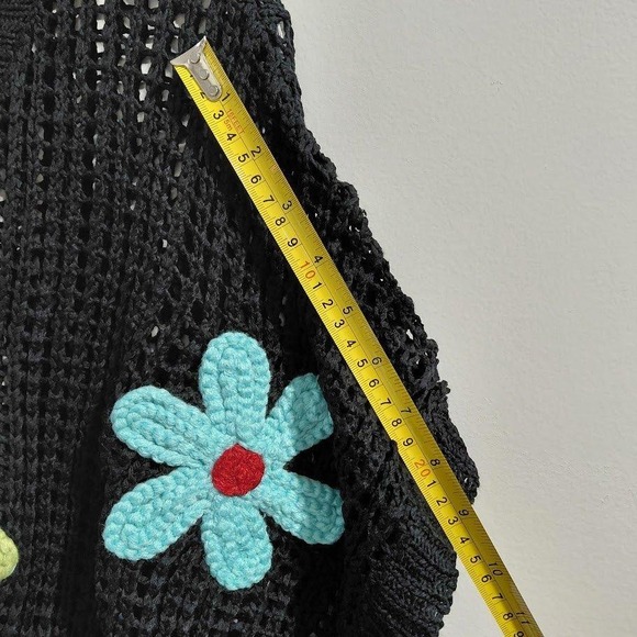 Womens Black Crochet Knit Flower Applique Short Sleeve Top XL - Picture 10 of 11